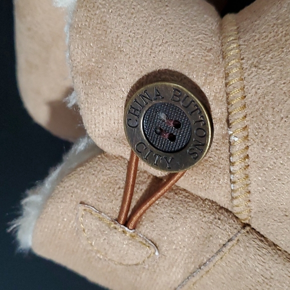 Little Girl's Winter Faux Fur Lightweight Boots - Picture 7 of 14